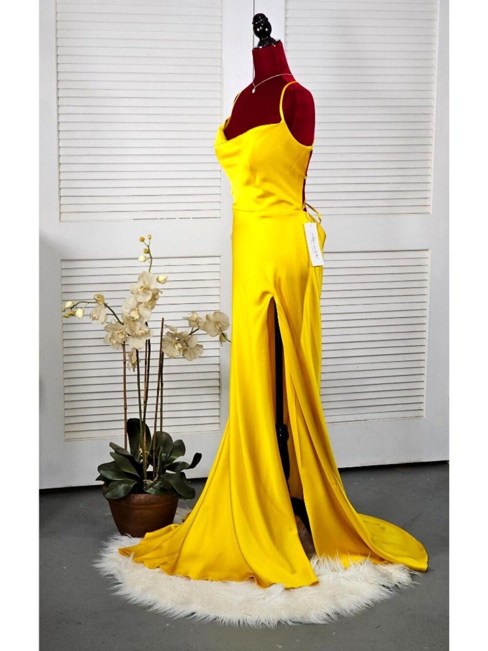 NWT Ellie Wilde Mon Cheri Sunflower Yellow Satin Long Prom Dress Size 16 1751 - Picture 4 of 16